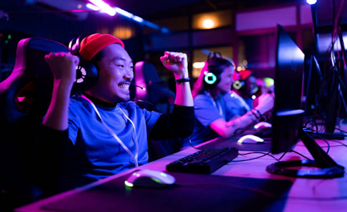 9 Online Game